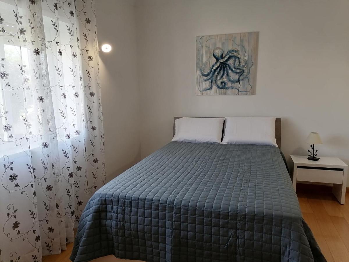 דירות לאגוּ‏ש Casa Do Polvo מראה חיצוני תמונה